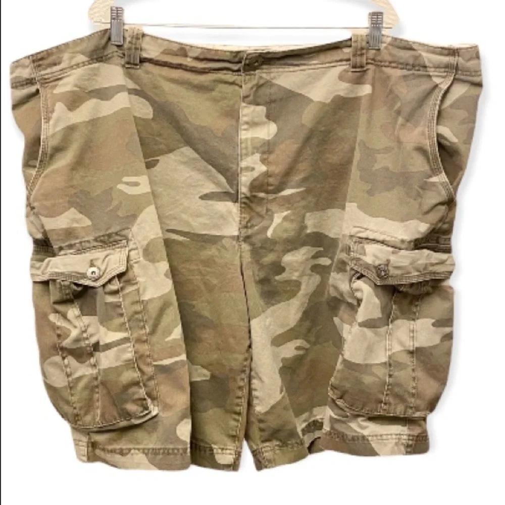 TRUE NATION 54 Camo Green Cargo Shorts, Men’s Big & Tall, Camouflage Army Green